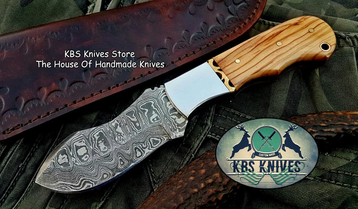 Custom Handmade Damascus Steel Hunting Skinning Knife