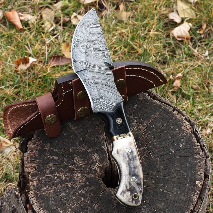 The Knife from The Hunted – Custom Handmade Damascus Tracker Knife