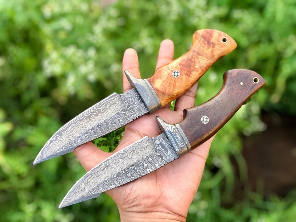 2 Damascus Steel Hunting knives ( Deal )