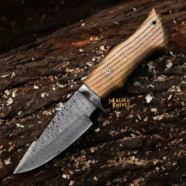 Twist Pattern Damascus Steel Hunting Knife: Walnut wood Handle & Custom sheath-0345