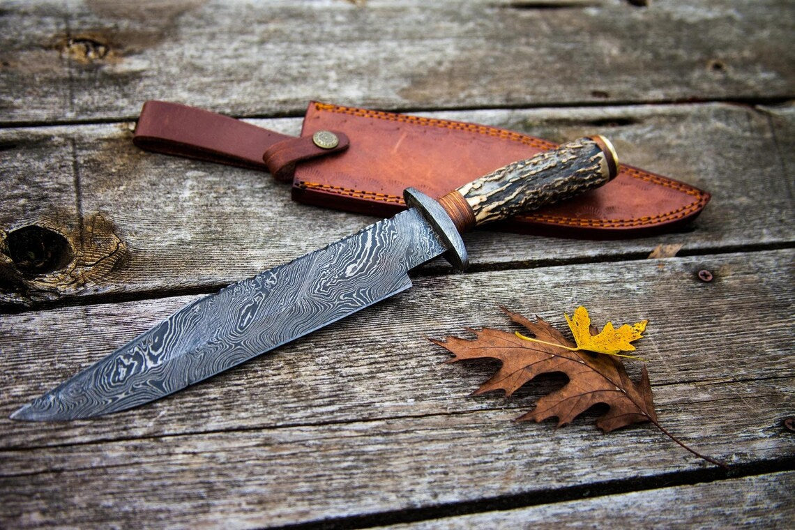 Damascus Steel 1800s Bowie Knife – 15" with Damascus Steel Guard & Stag Horn Handle, Includes Leather Sheath