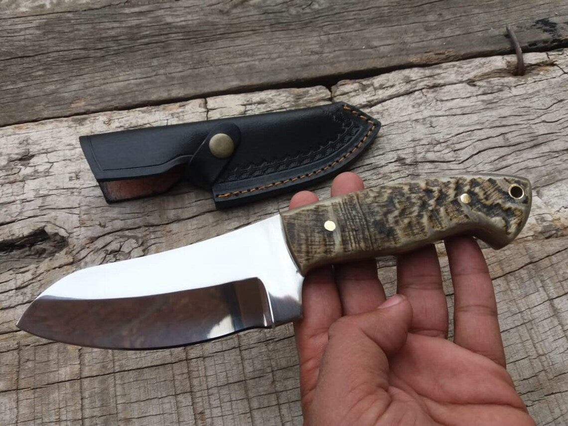 Custom Handmade D2 Steel Hunting Knife with Mountain Sheep Horn Handle – 8.5" | KBS Knives