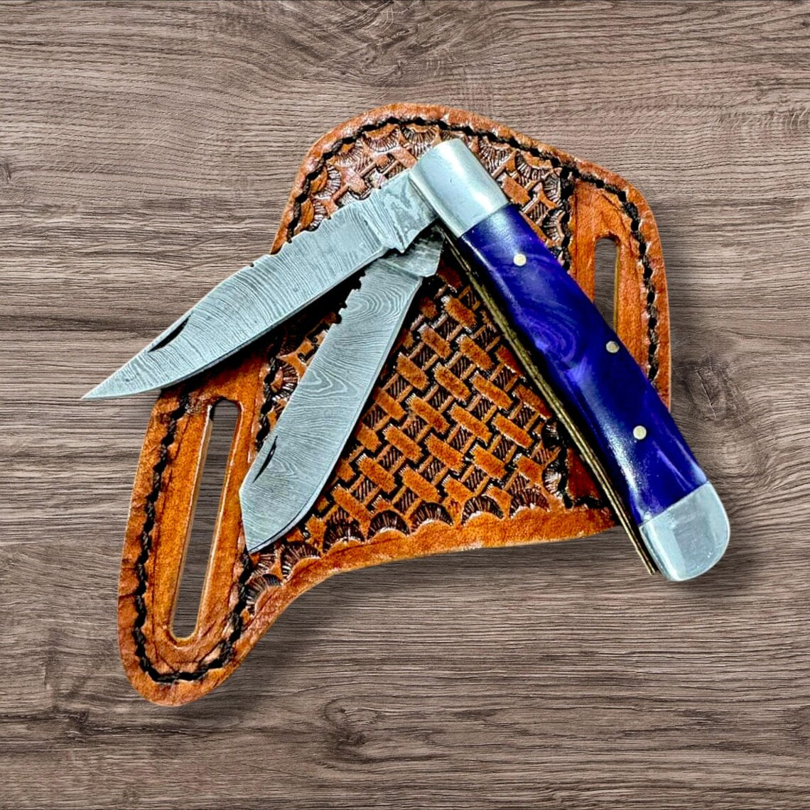 Folding Knives