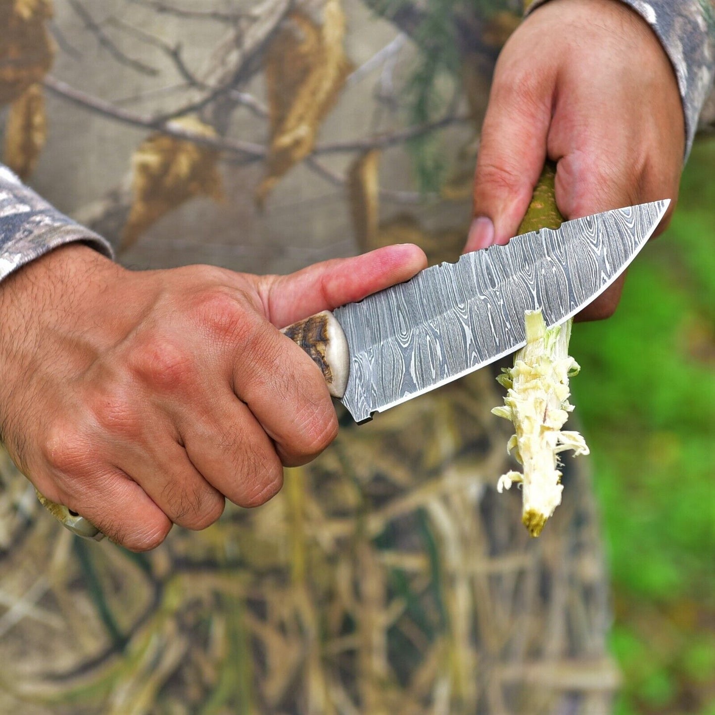 Custom Handmade Damascus Steel Skinner Knife with Sheep Horn Handle – 4.5" Blade