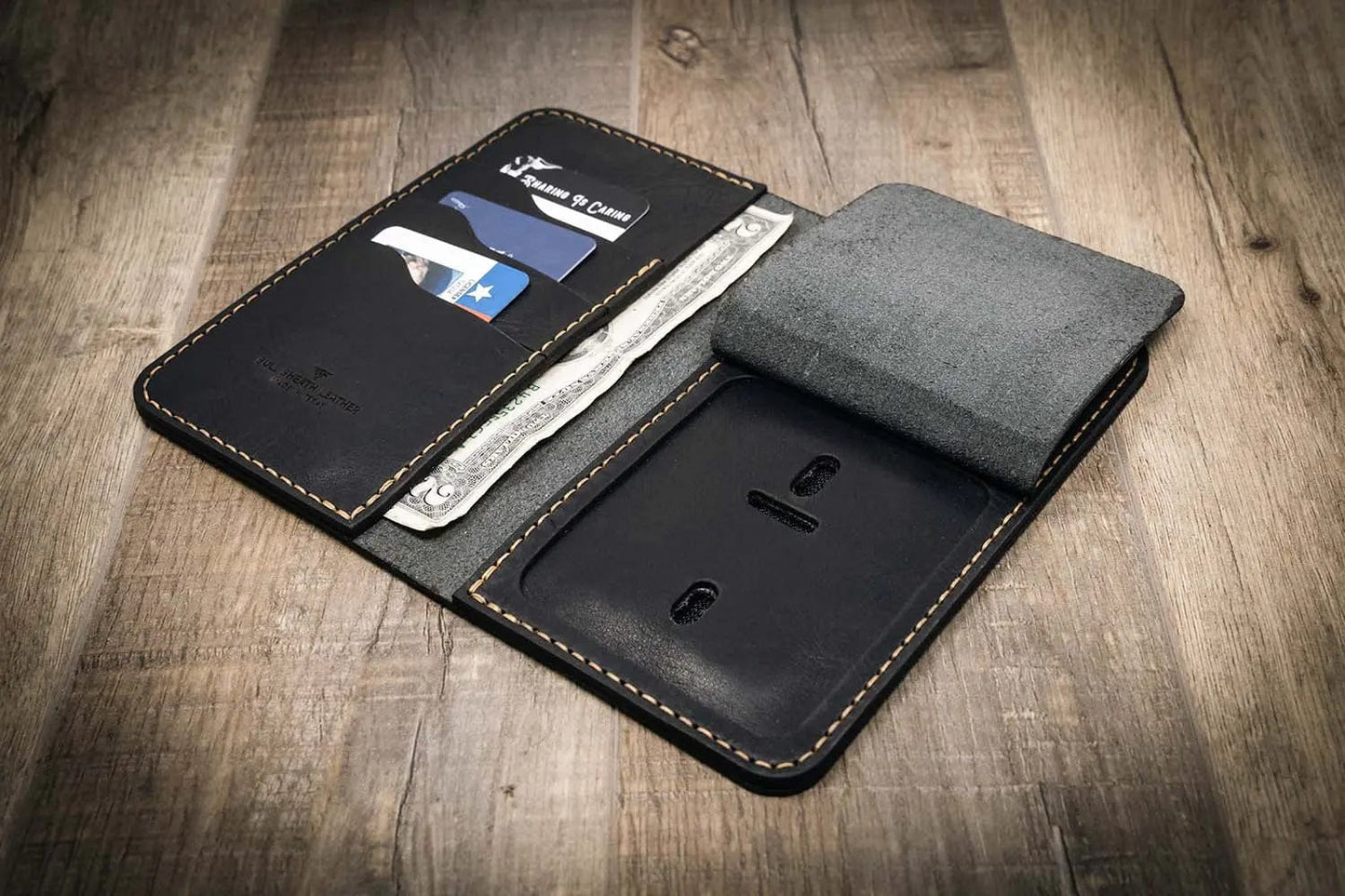 Badge Long Wallet