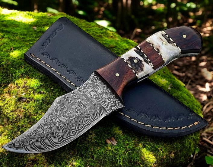 Custom Handmade Damascus Steel Skinner Knife for Deer Hunting & Field Dressing  – Stag’s Edg