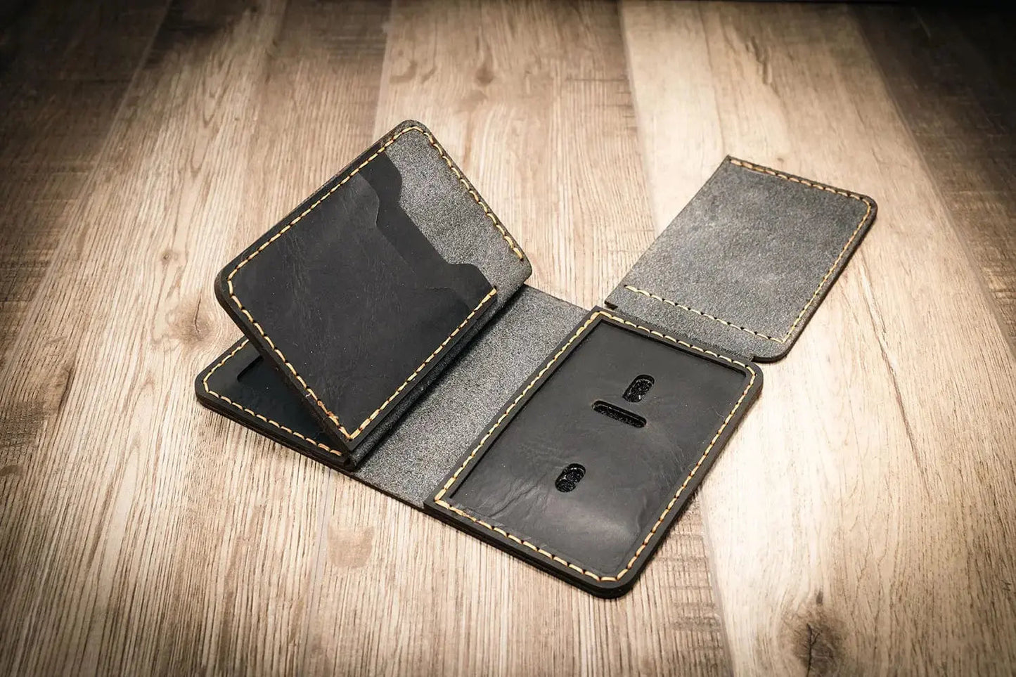 Federal Badge Wallet Small - Black