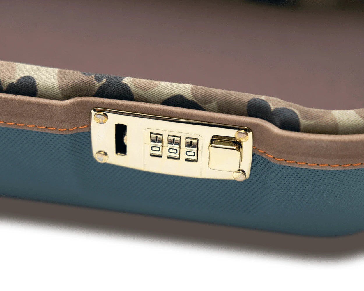 Negrini x Ball and Buck Cast and Blast Hard Case