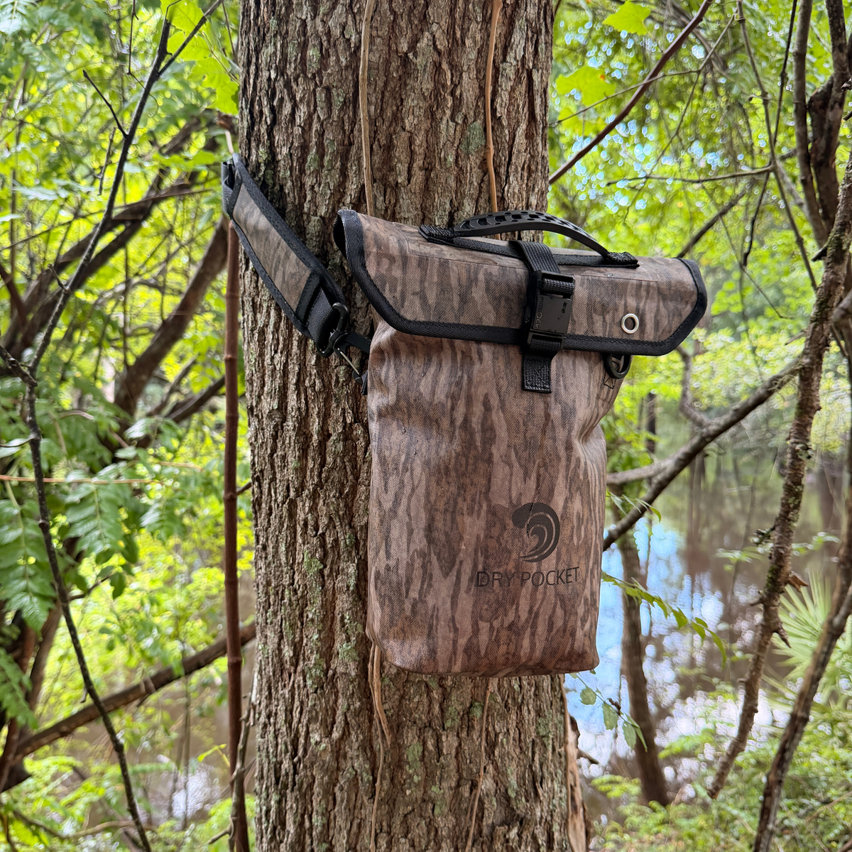 Shell Bag / Boating Bag - Bottomland Camo