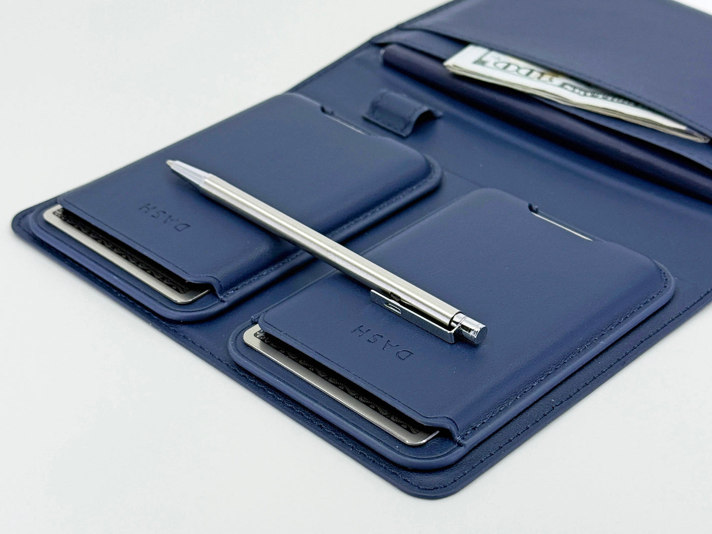 Passport Journal - Travel Pen, Bifold, 2x MagHolders