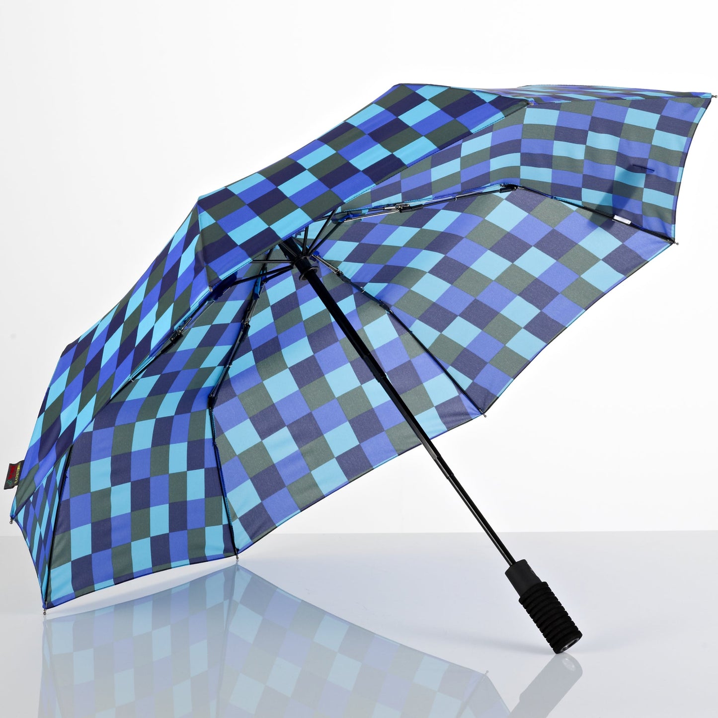 Light Trek Automatic Flashlite – Professional Hiking Umbrella with Built-in Bright LED Torch, Long-Lasting Illumination, and Reliable Auto Open/Close System