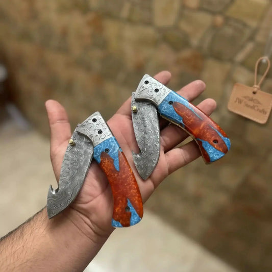 Handmade Damascus Folding Guthook Knife 2-Piece Liner Lock Gut Hook Folders