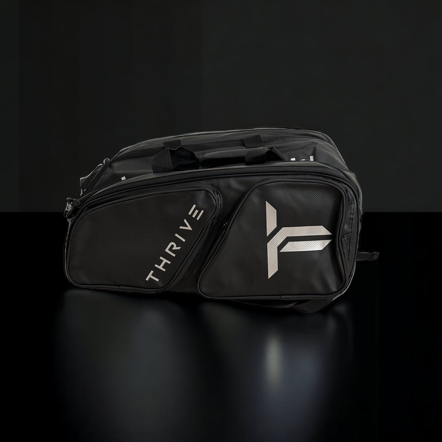 Elite Pro Tour Bag w/shoe bag- BLACK