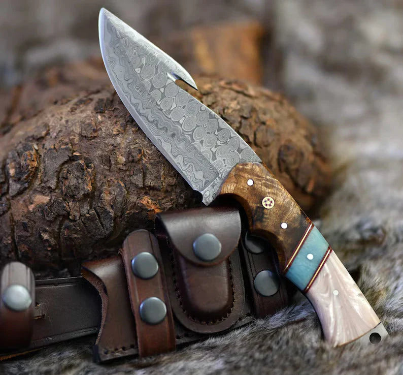 Premium Damascus Guthook Skinning Knife – Rosewood & Bone Handle – 10” Hunting Essential