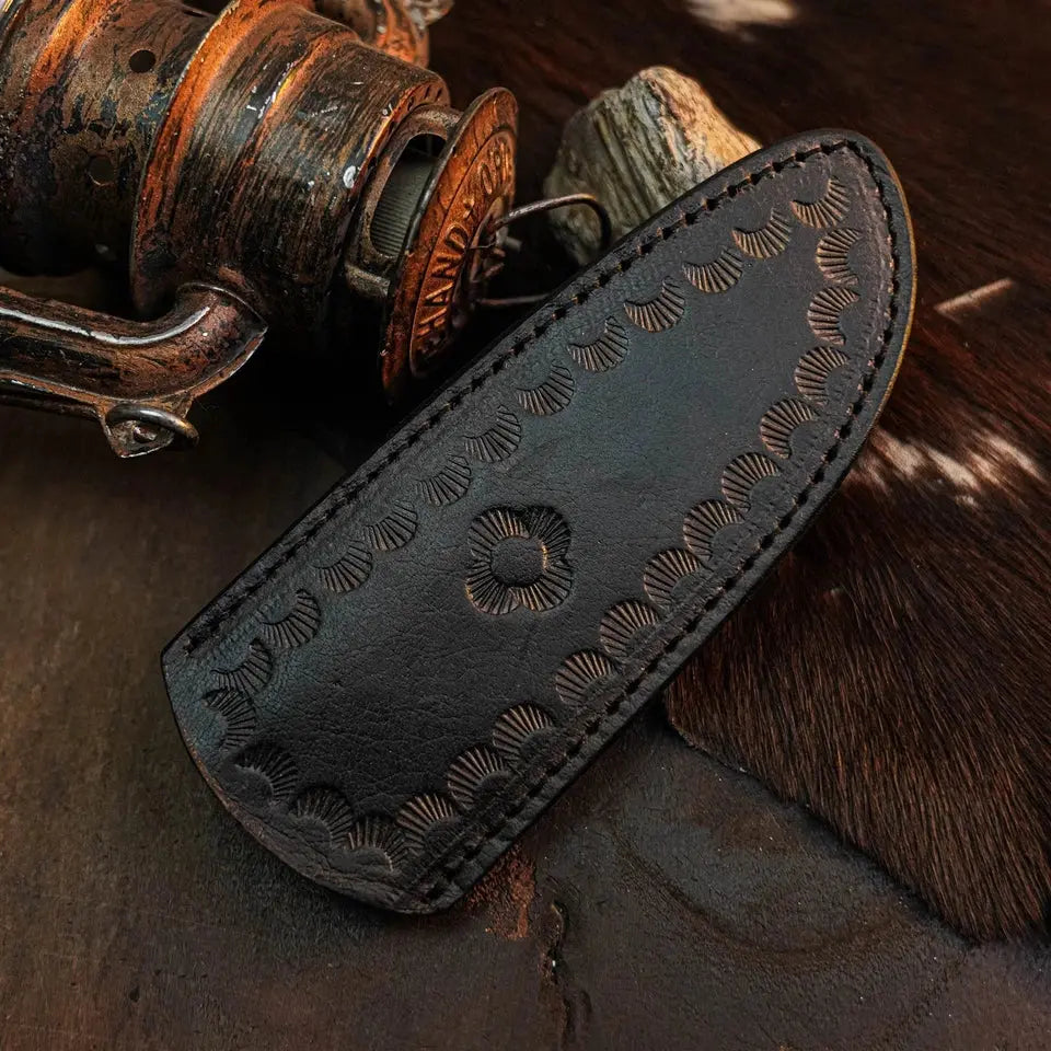 8.3" Handmade Damascus Hunting Knife – Full Tang Wood Handle