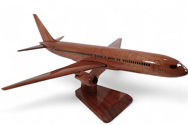 BOEING 767