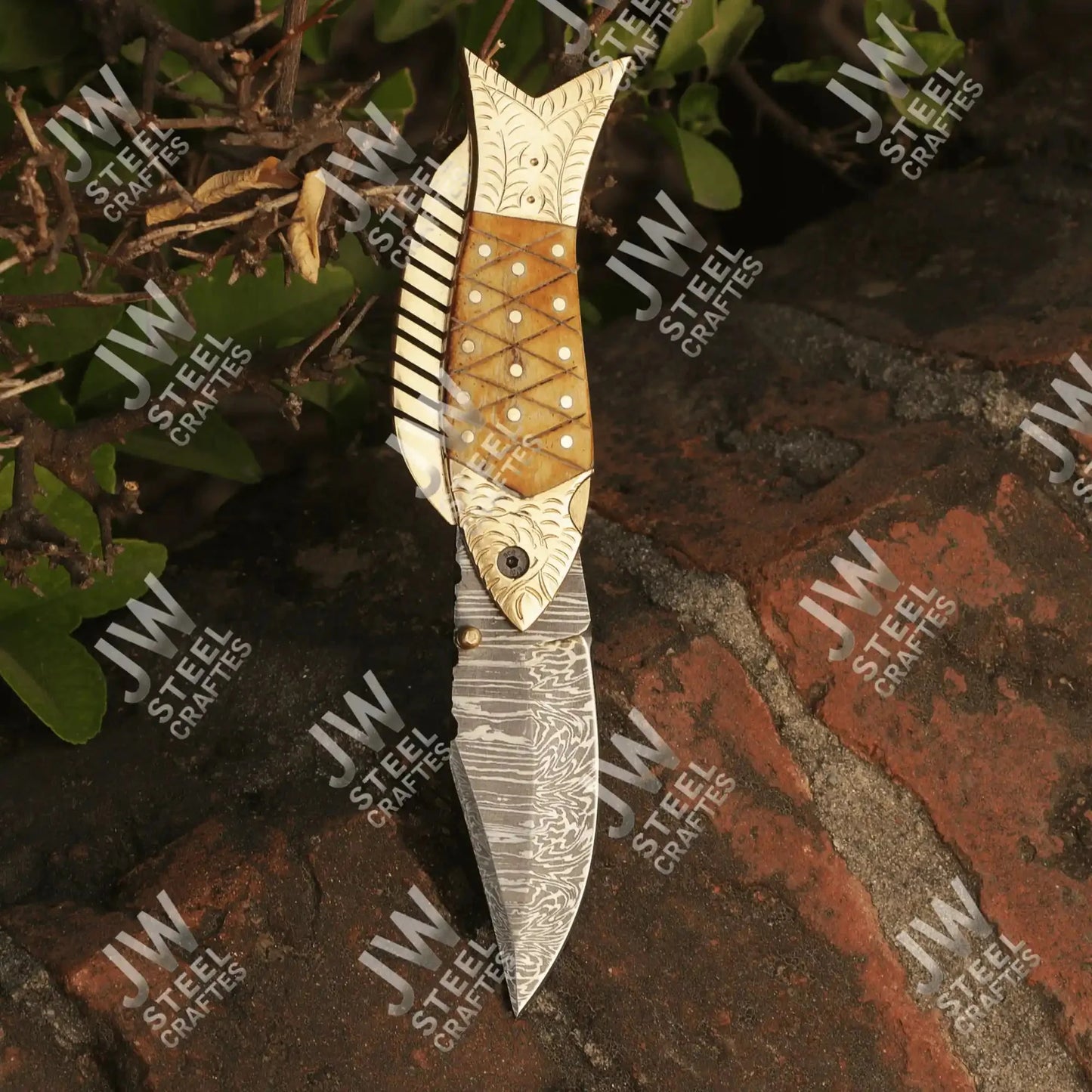 Hand Forged Damascus Steel Folding Knife – Honeycomb, Pinecone & Brass Handle Variations