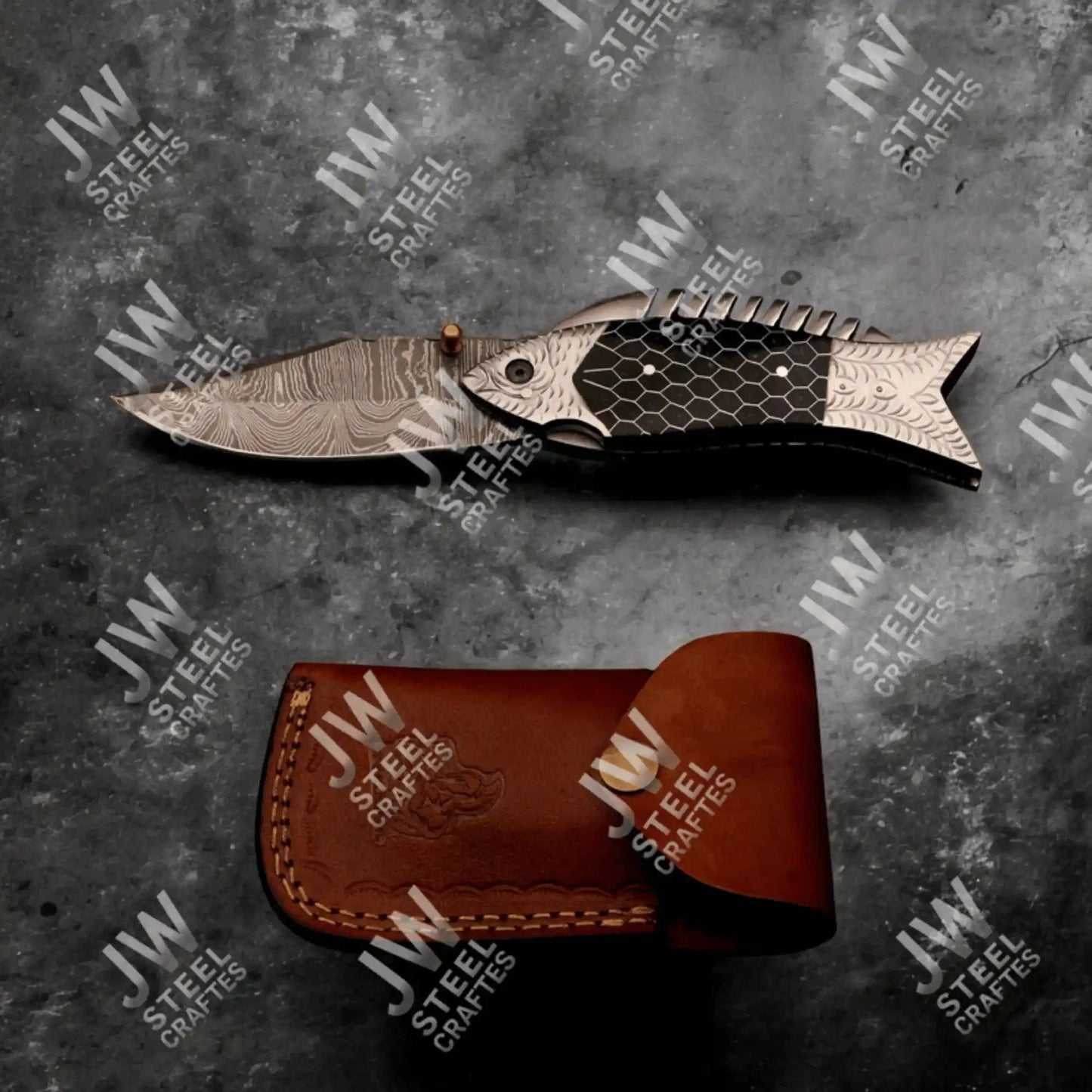Handmade Damascus Steel Folding Knife – Black Honeycomb Handle, Engraved Bolster