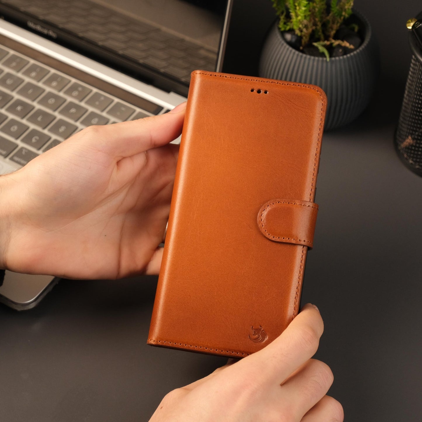 Leather Samsung Galaxy S25 Plus Wallet Case | Buffalo