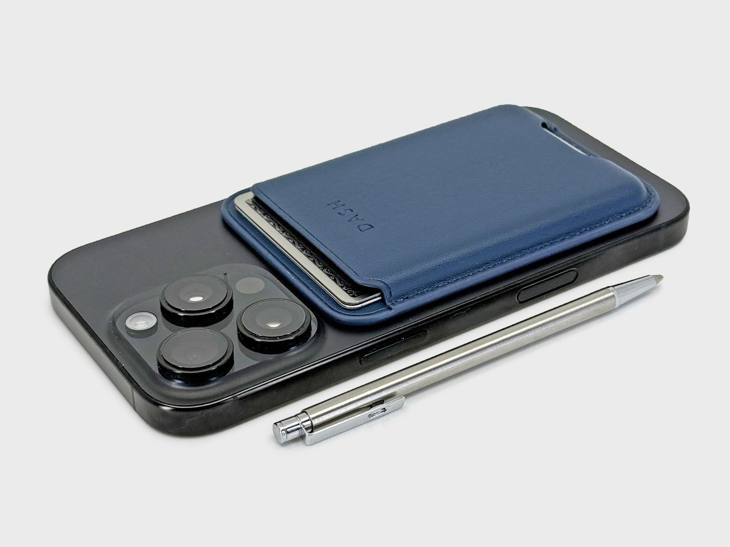 Passport Journal - Travel Pen, Bifold, 2x MagHolders