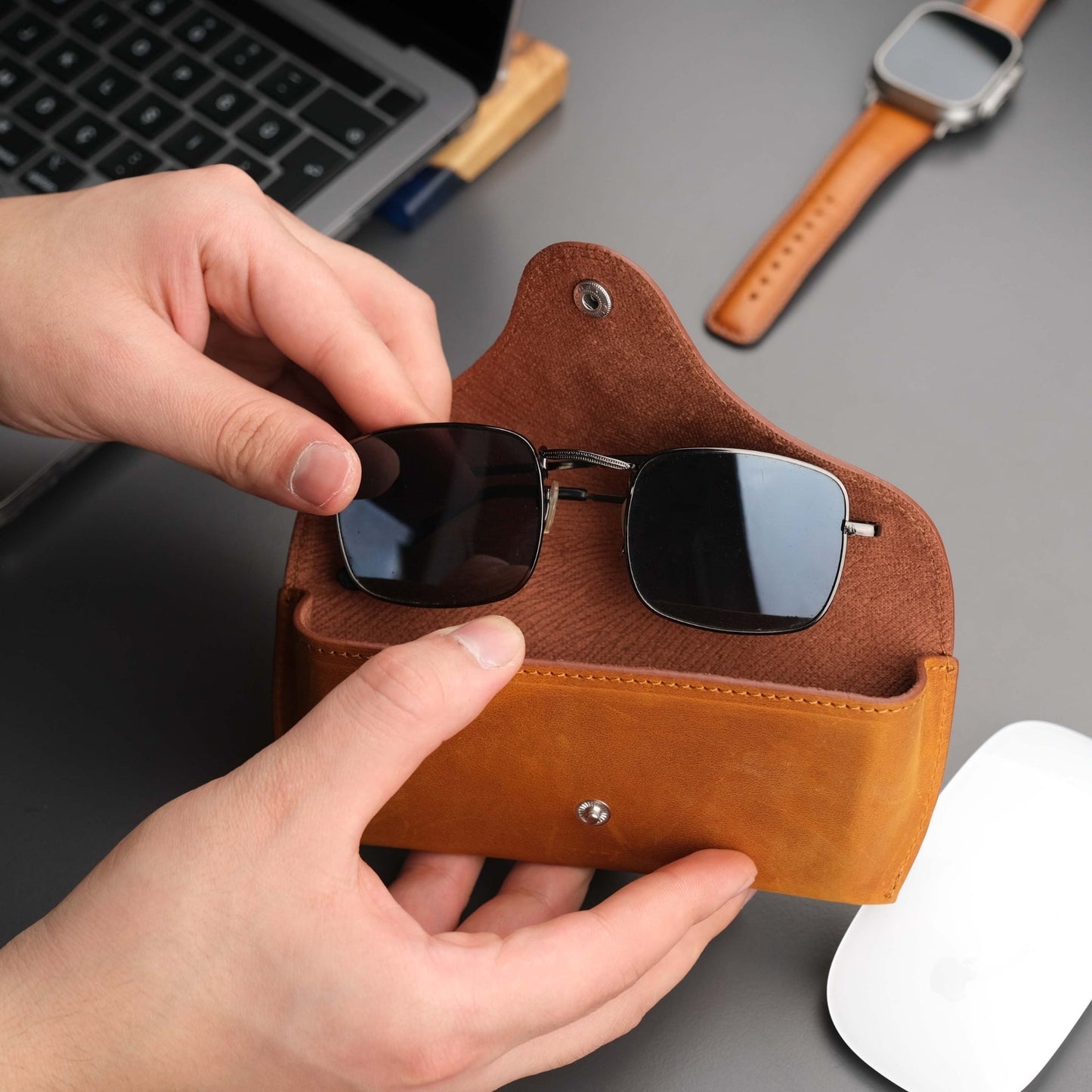 Rochester Full-Grain Leather Eyeglass Case