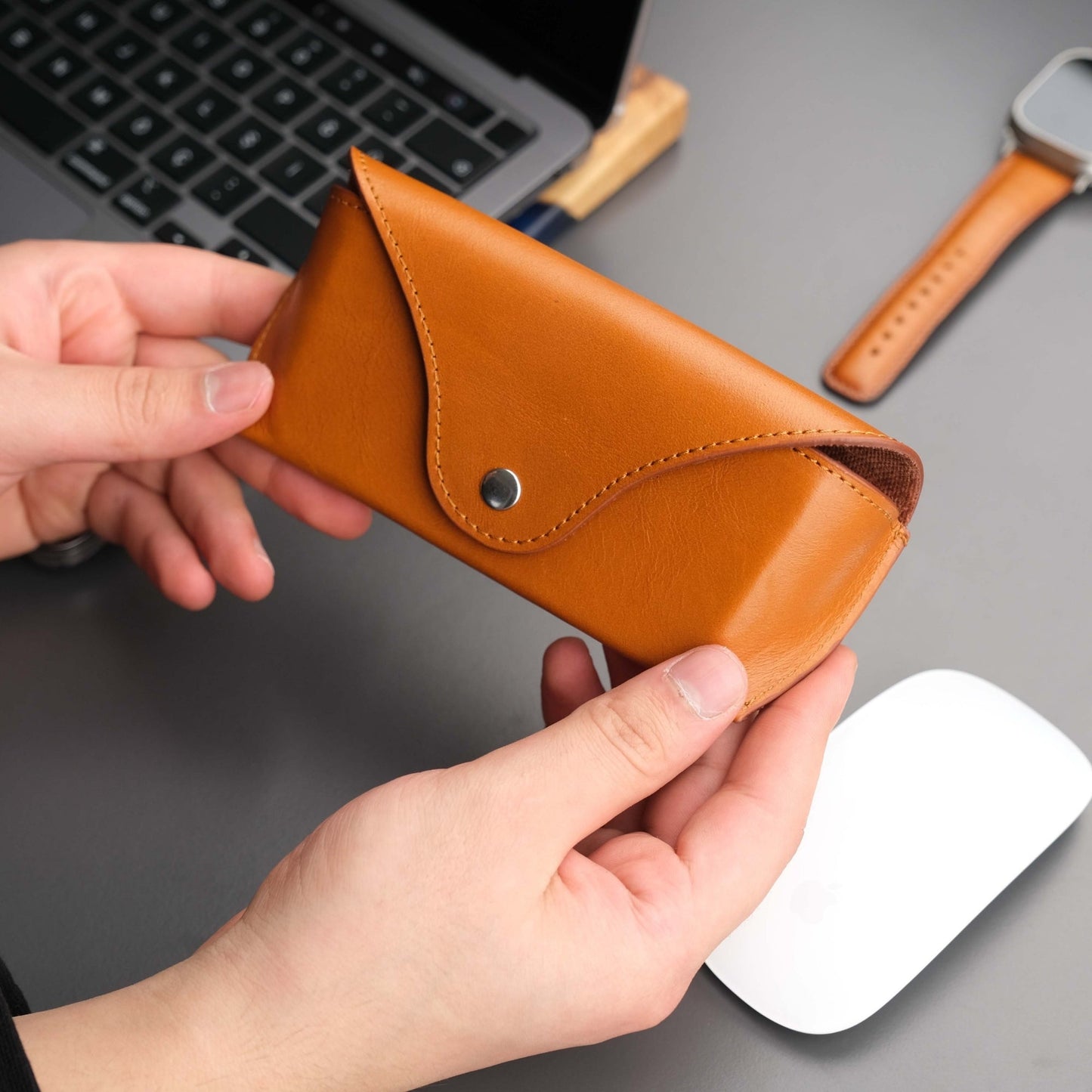 Rochester Full-Grain Leather Eyeglass Case