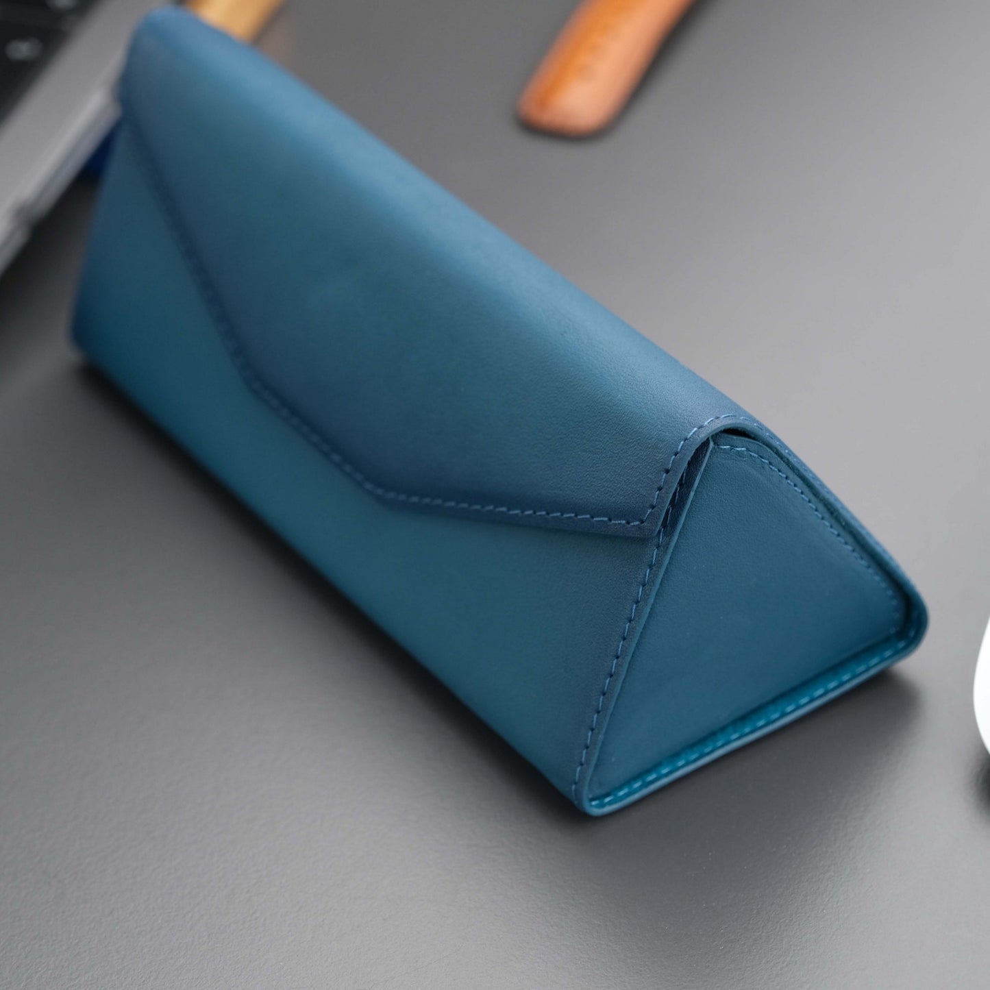 Triangle Leather Glasses Case – Vintage Eyewear Holder