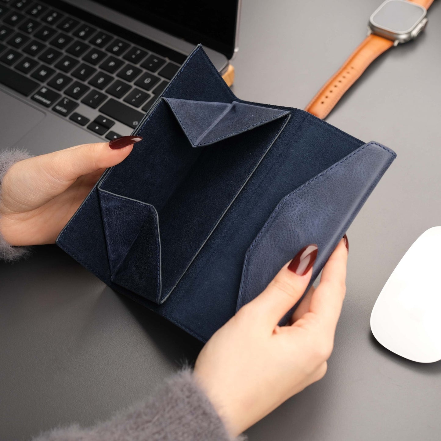 Triangle Leather Glasses Case – Vintage Eyewear Holder