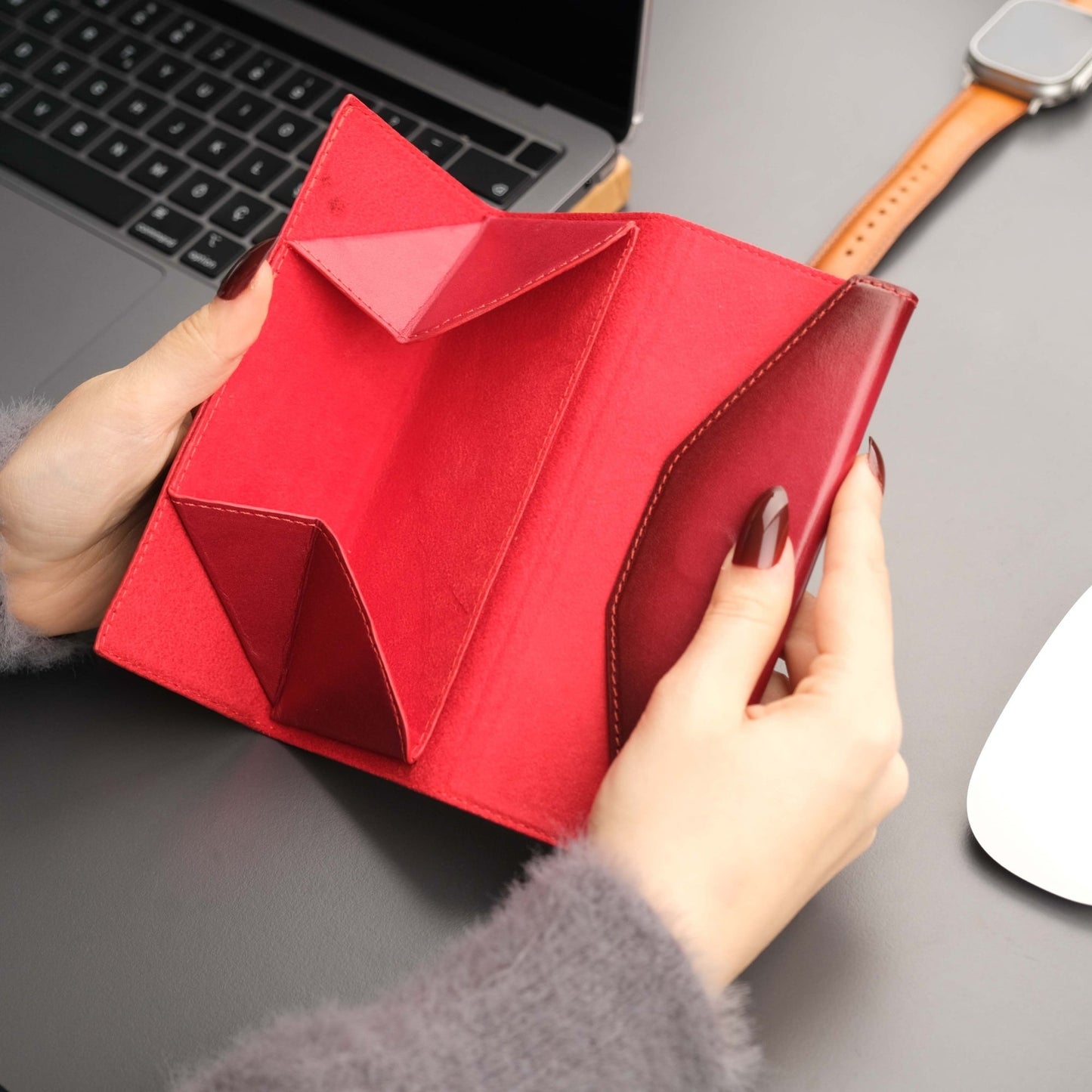 Triangle Leather Glasses Case – Vintage Eyewear Holder