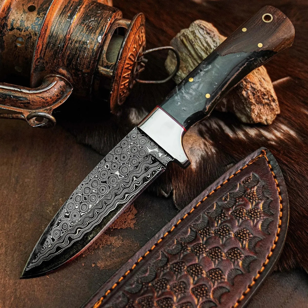 8.8" Handmade Damascus Bushcraft Knife – Full Tang Wood Handle & Sheath