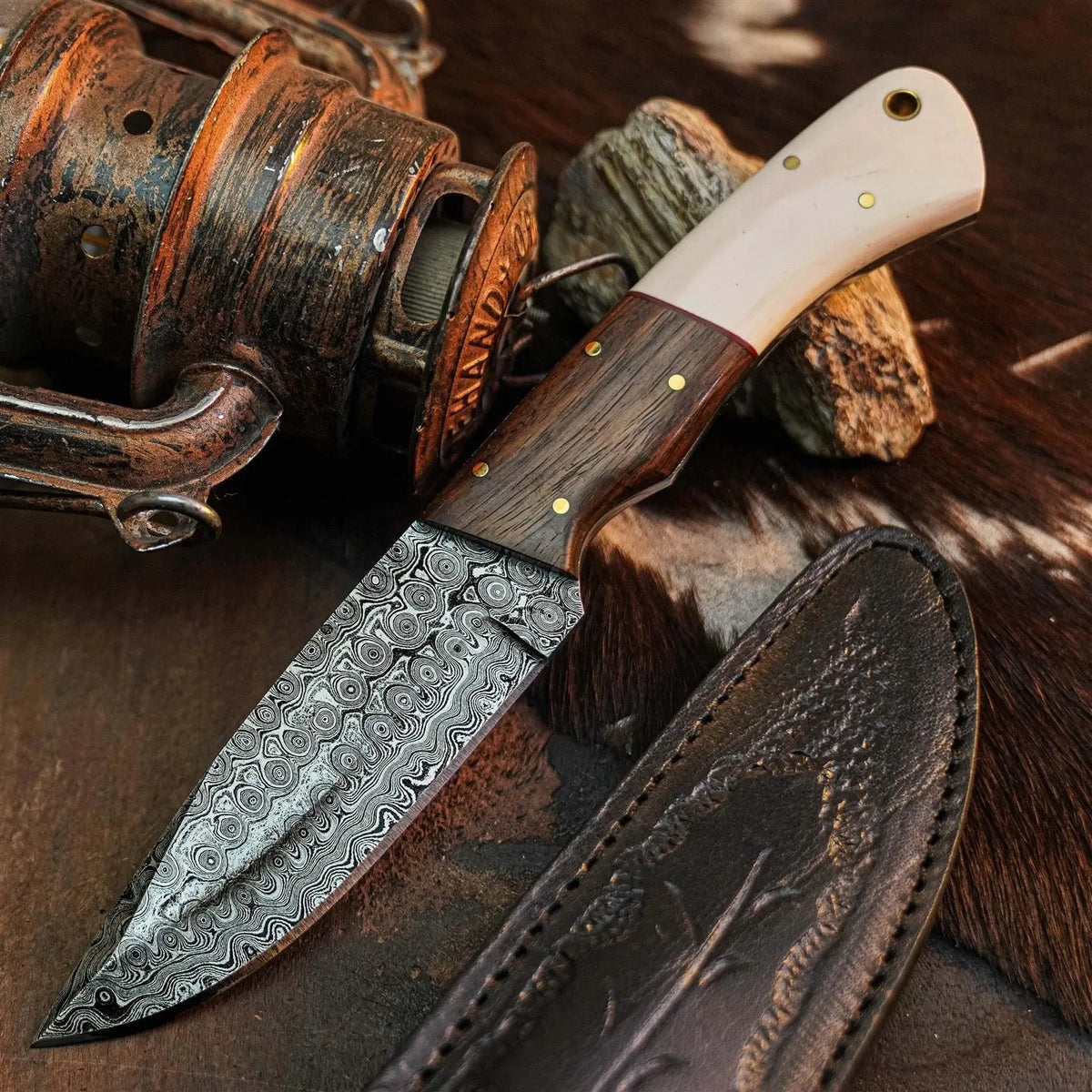 9.2" Handmade Damascus Bushcraft Knife – Full Tang Wood Handle & Sheath
